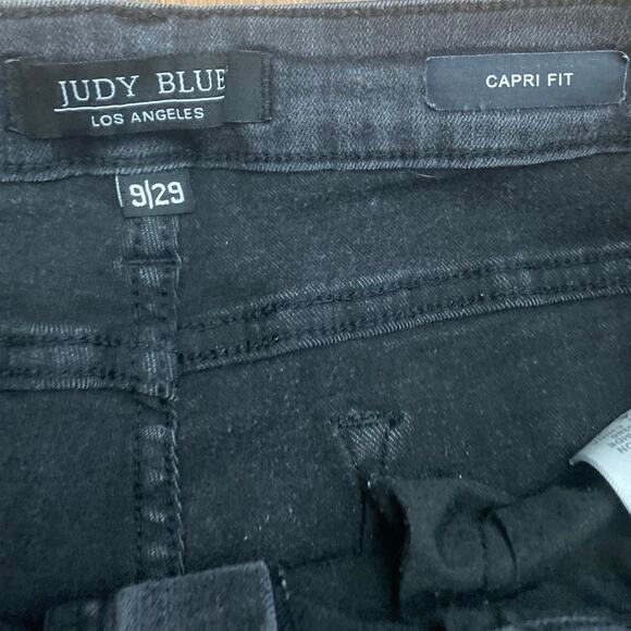 Judy Blue black Denim Capri pants sz 9/29 - Picture 2 of 5